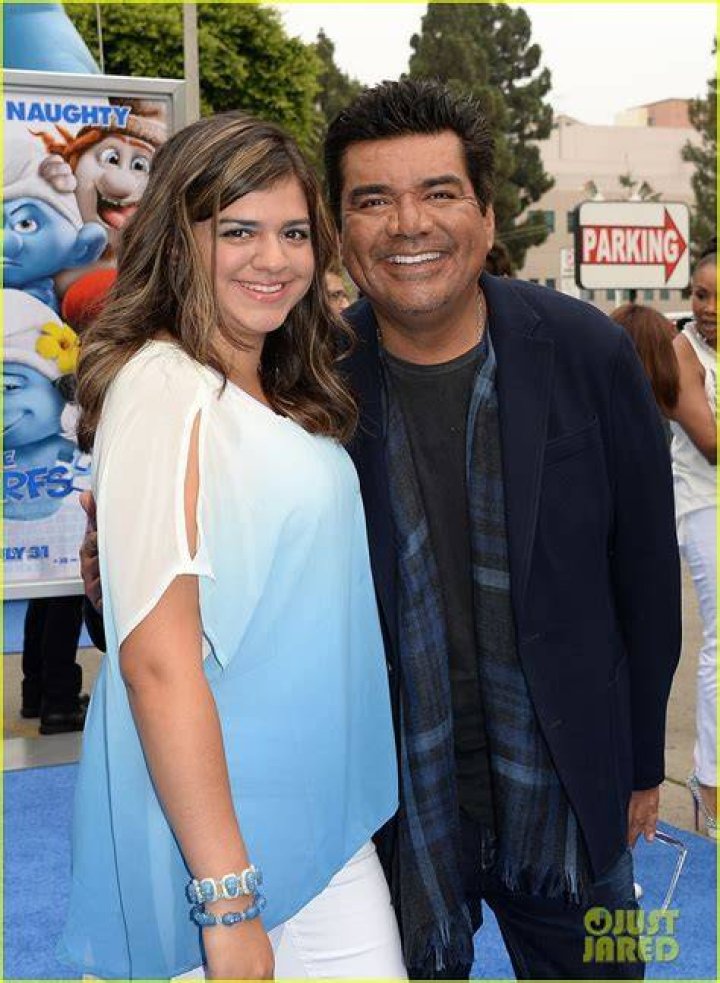 George Lopez & daughter Myan during "The Santa Clause 2" premiere at El Capitan Theatre in Hollywood, California | Source: Getty Images
