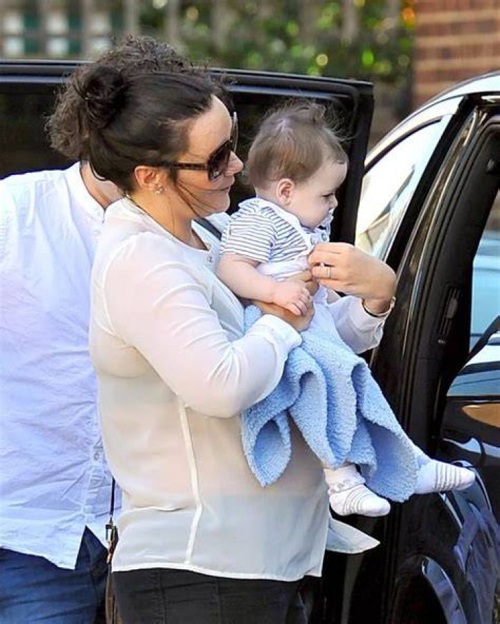 martine mccutcheon baby blue knickers face
